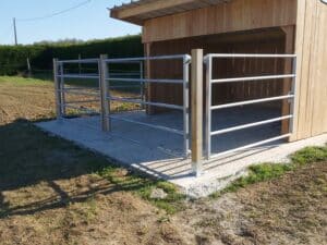 abri d’hivernage pour chevaux